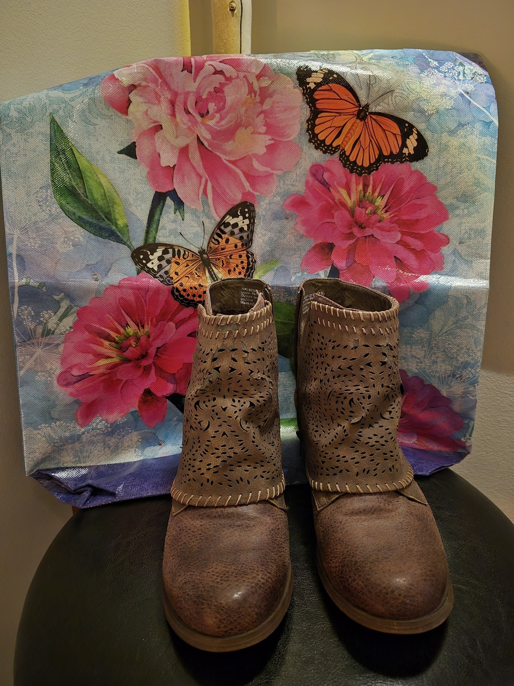 Women's Brown Laser-Cut Ankle Boots Size 10M